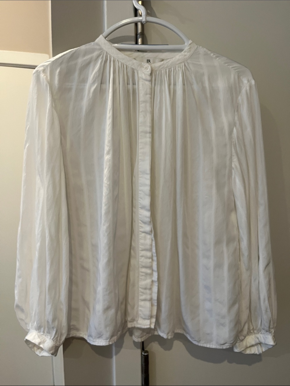 Banana Republic White Gathered Front Blouse